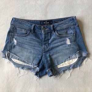 Hollister Low-rise Boyfriend jean shorts